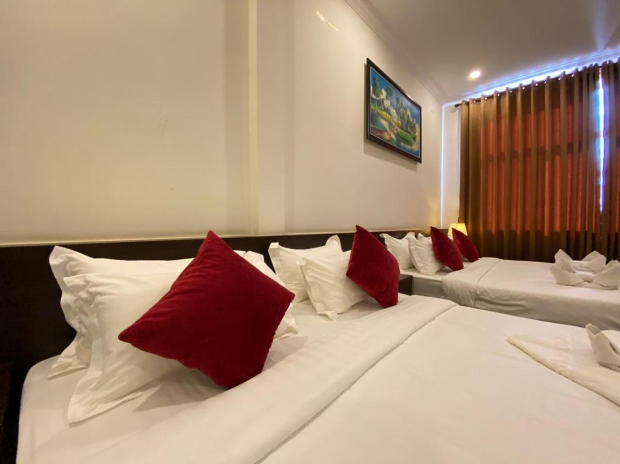 Apple Hotel Two - Near Phnom Penh Airport Экстерьер фото
