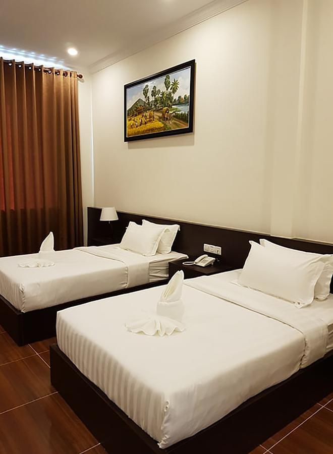 Apple Hotel Two - Near Phnom Penh Airport Экстерьер фото