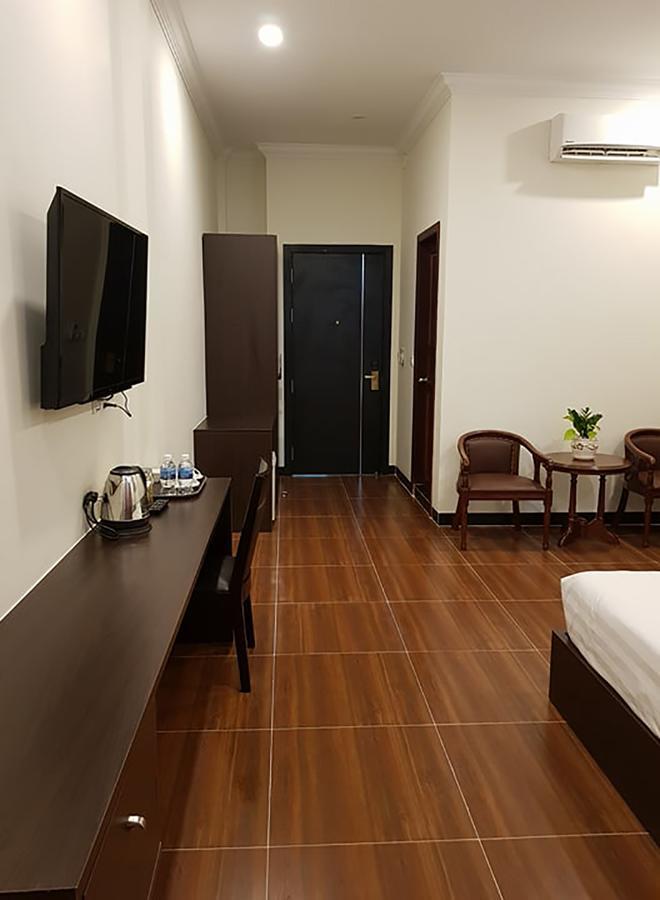 Apple Hotel Two - Near Phnom Penh Airport Экстерьер фото