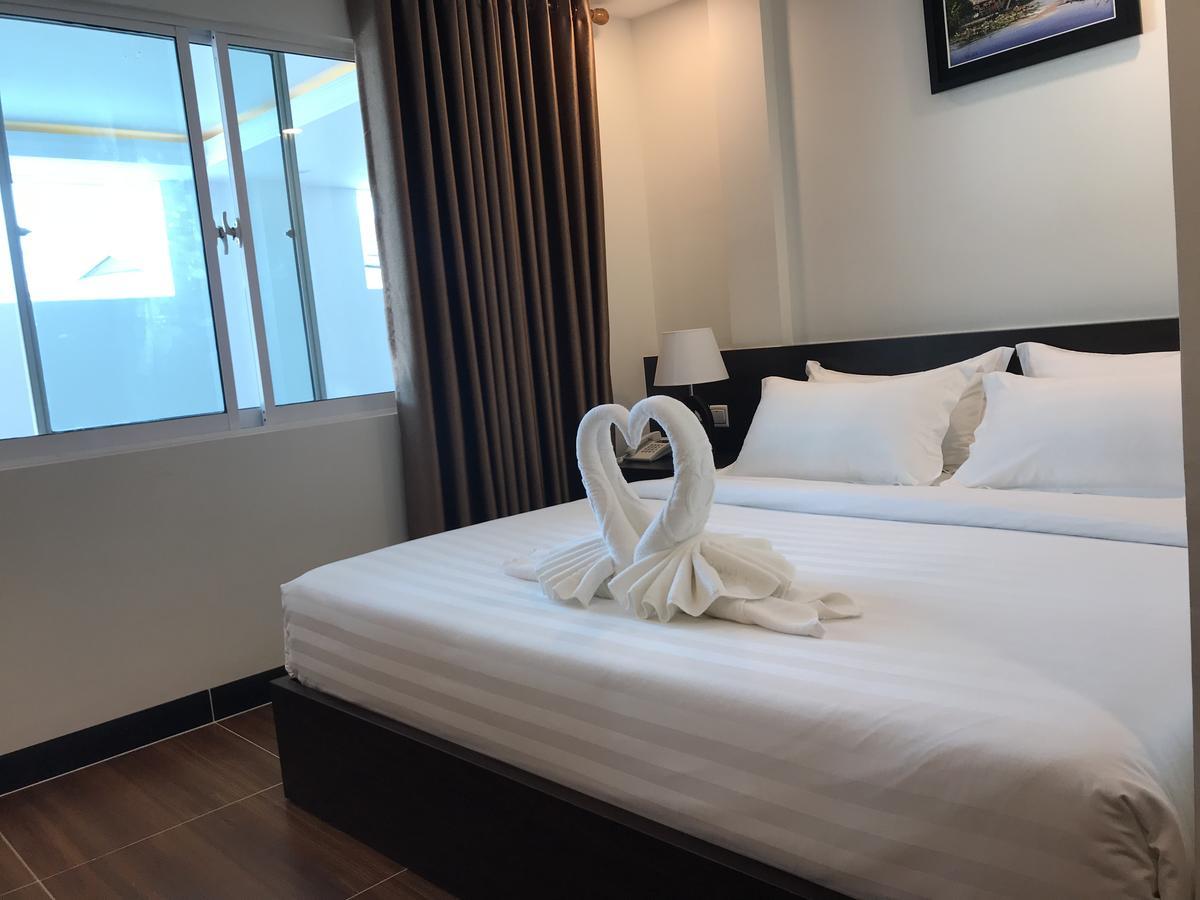 Apple Hotel Two - Near Phnom Penh Airport Экстерьер фото