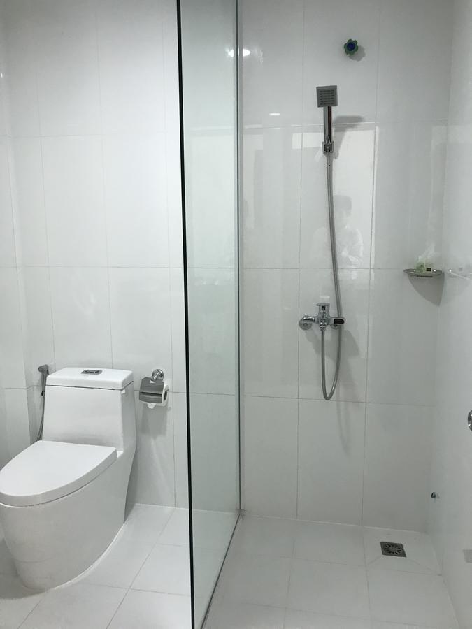 Apple Hotel Two - Near Phnom Penh Airport Экстерьер фото