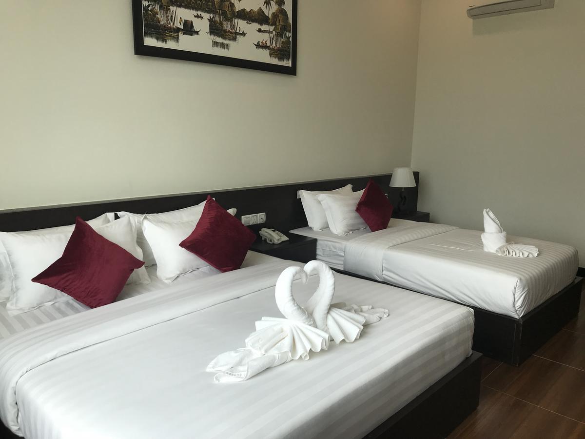 Apple Hotel Two - Near Phnom Penh Airport Экстерьер фото