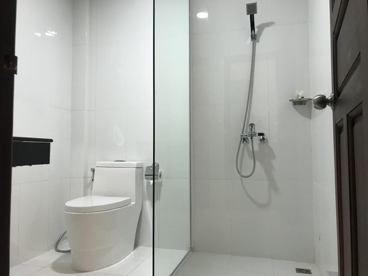 Apple Hotel Two - Near Phnom Penh Airport Экстерьер фото
